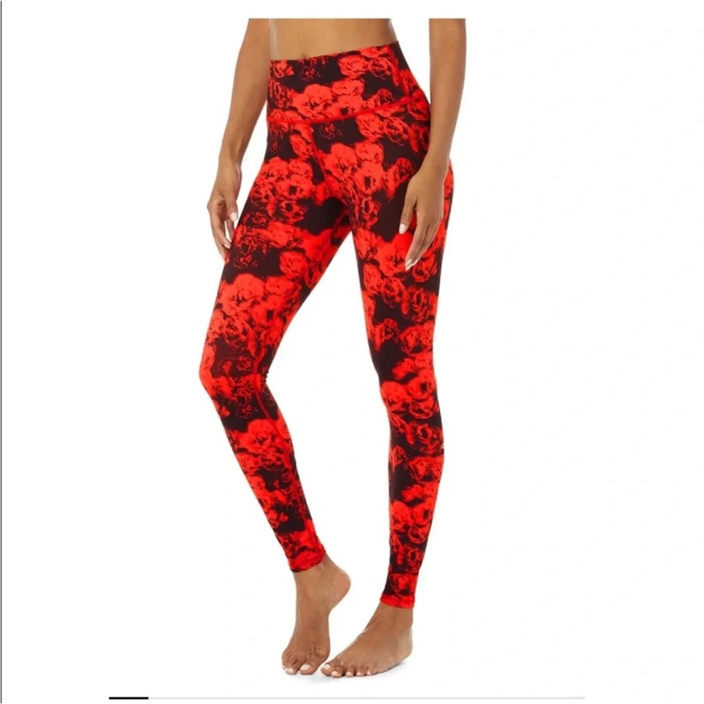 2 PIECE Alo Yoga VAPOR ROSES BRA & HIGH-WAIST ROSES LEGGING set in Cherry